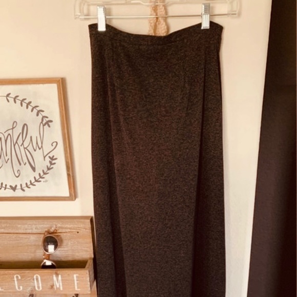 Long Gray Express Skirt - Picture 3 of 3